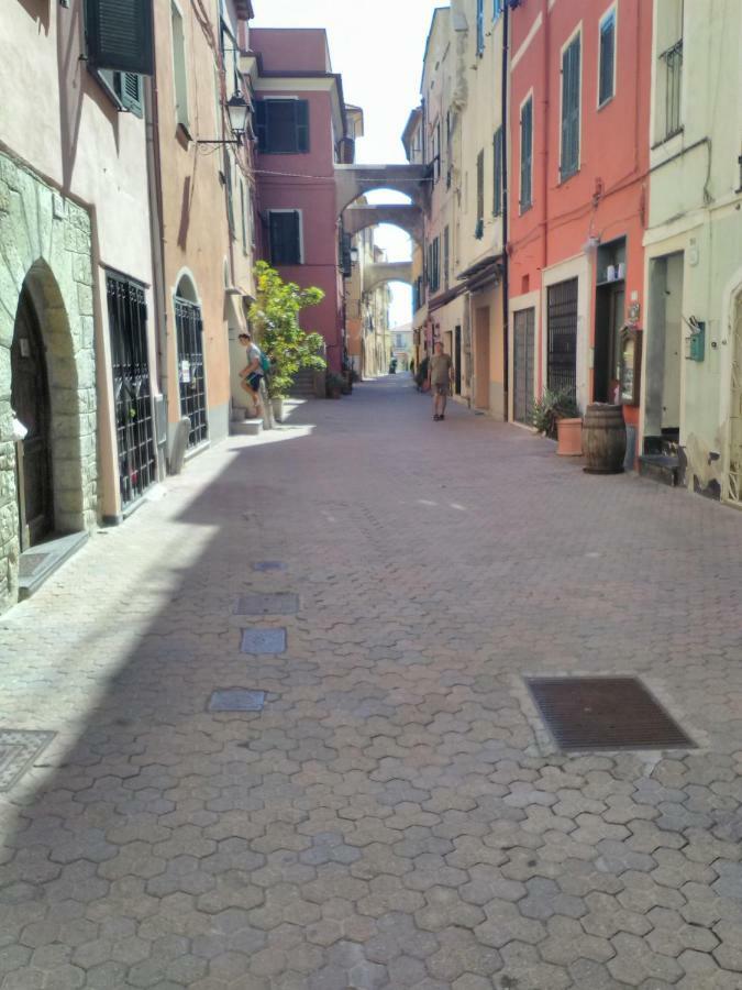 Nino Bixio Apartment Riva Ligure Bagian luar foto