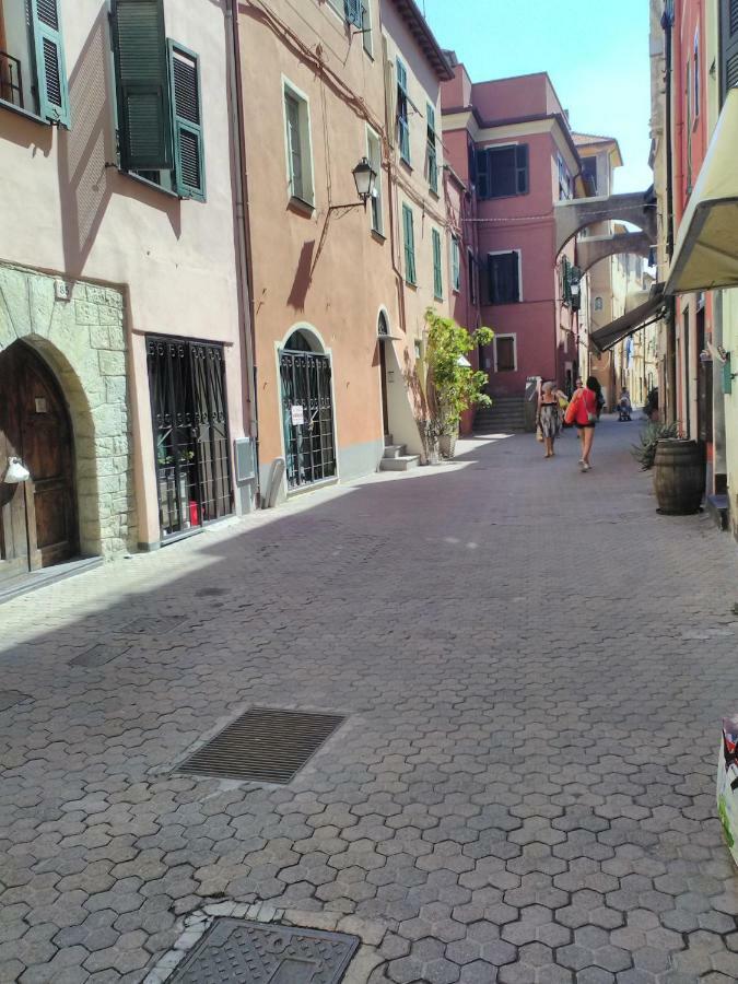 Nino Bixio Apartment Riva Ligure Bagian luar foto